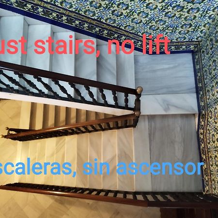 Stunning Boutique - Space Maison Apartments Sevilla Eksteriør billede