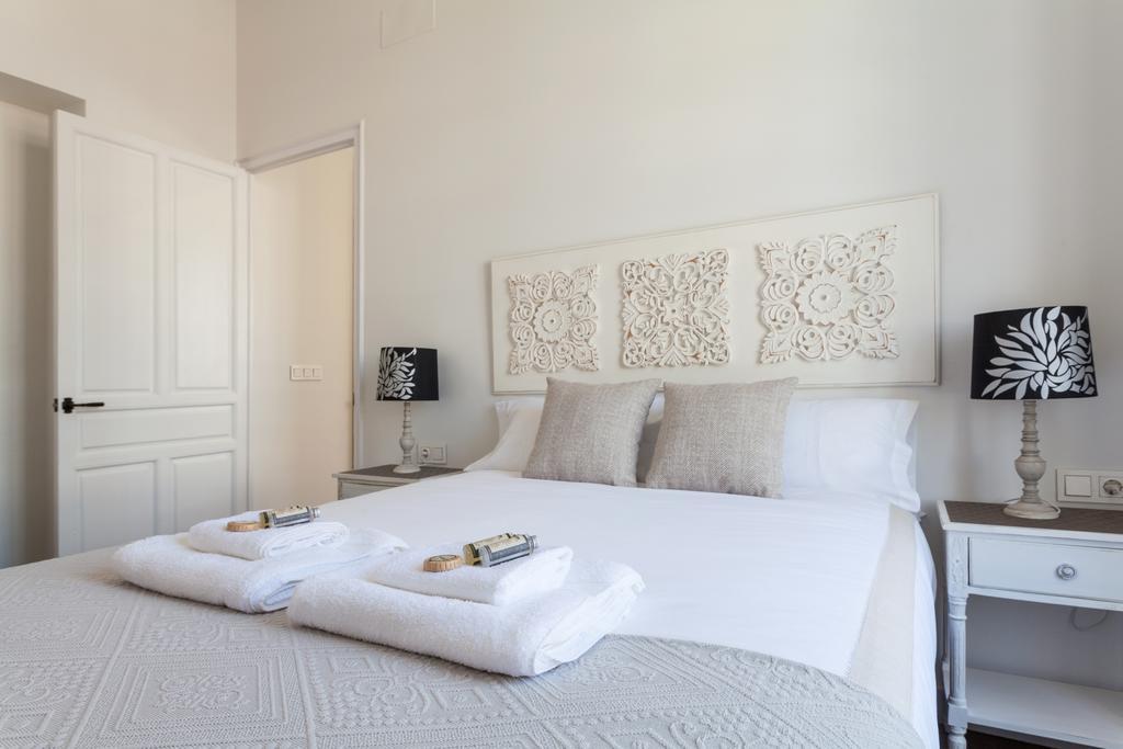 Stunning Boutique - Space Maison Apartments Sevilla Eksteriør billede