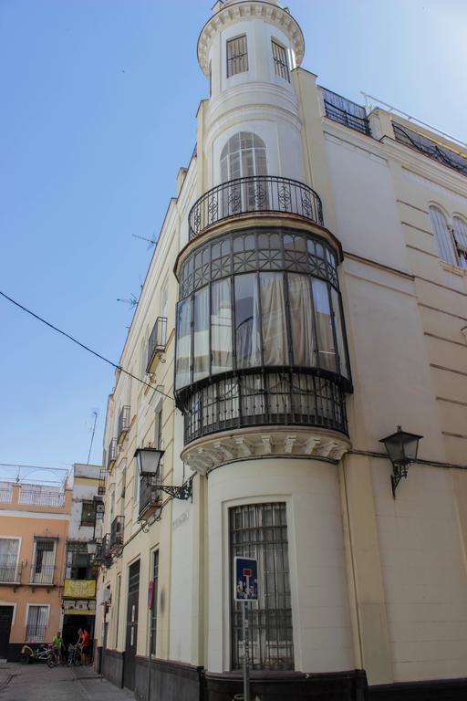 Stunning Boutique - Space Maison Apartments Sevilla Eksteriør billede